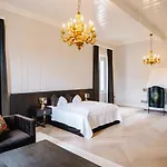 Georgi Schloss Hotel 2*