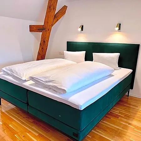 Hotel Georgi Schloss - Boutique