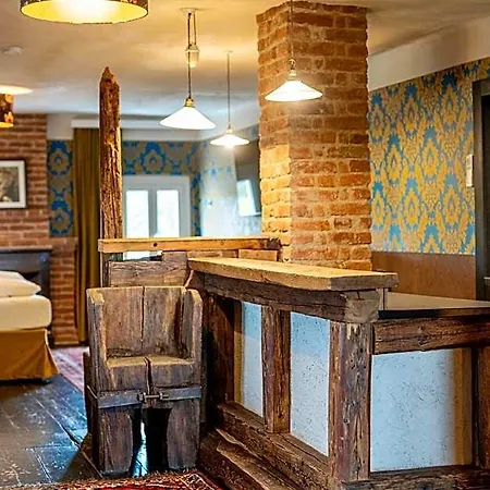 Hotel Georgi Schloss - Boutique 2*