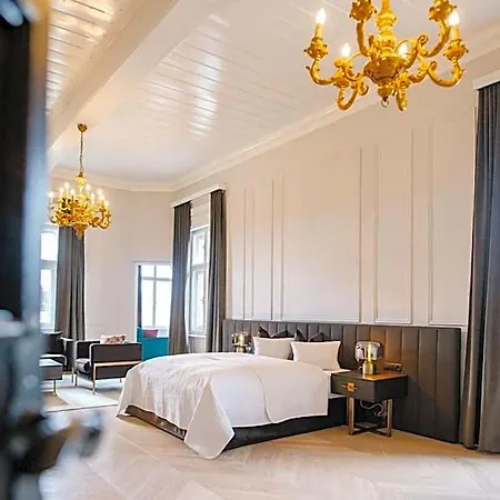 Hotel Georgi Schloss - Boutique Ehrenhausen