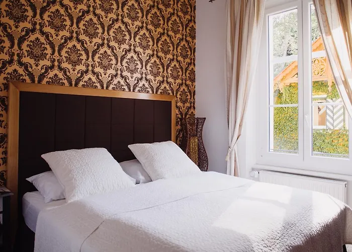 Otel Georgi Schloss - Boutique