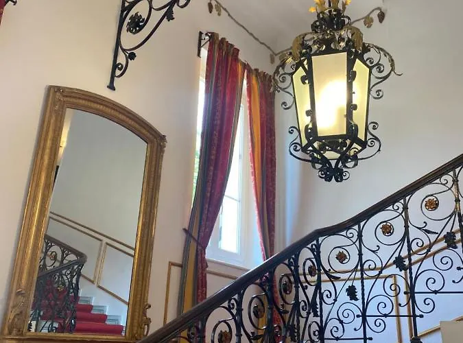 Georgi Schloss - Boutique 2*