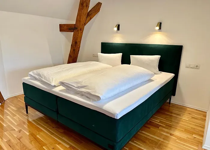 Otel Georgi Schloss - Boutique