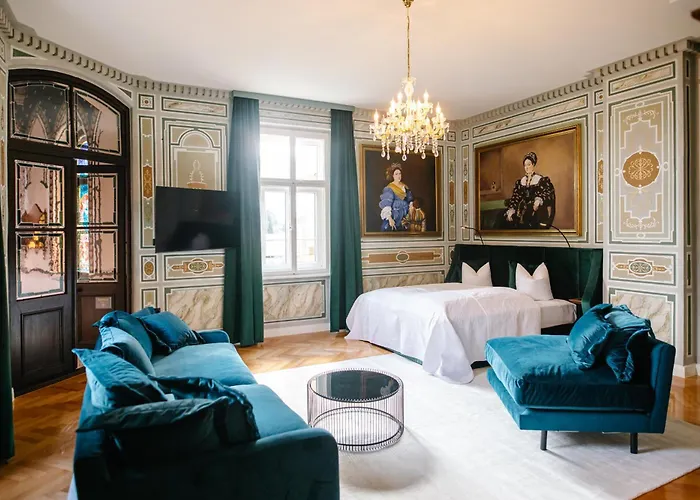 Georgi Schloss - Boutique