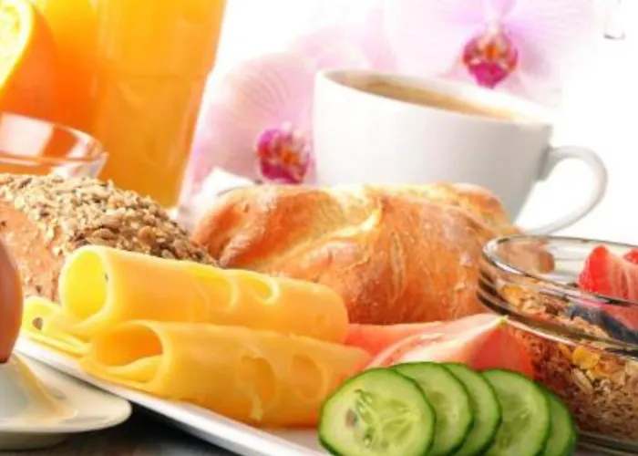 Otel Georgi Schloss - Boutique 2*