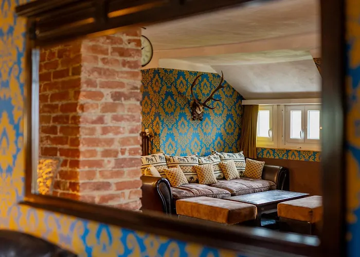 Georgi Schloss - Boutique