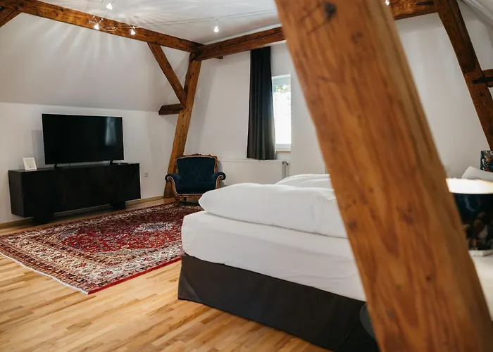 Georgi Schloss - Boutique 2*